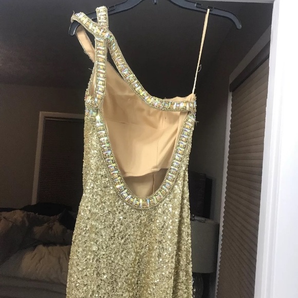 La Femme gold Sequin Prom Dress - Picture 3 of 5